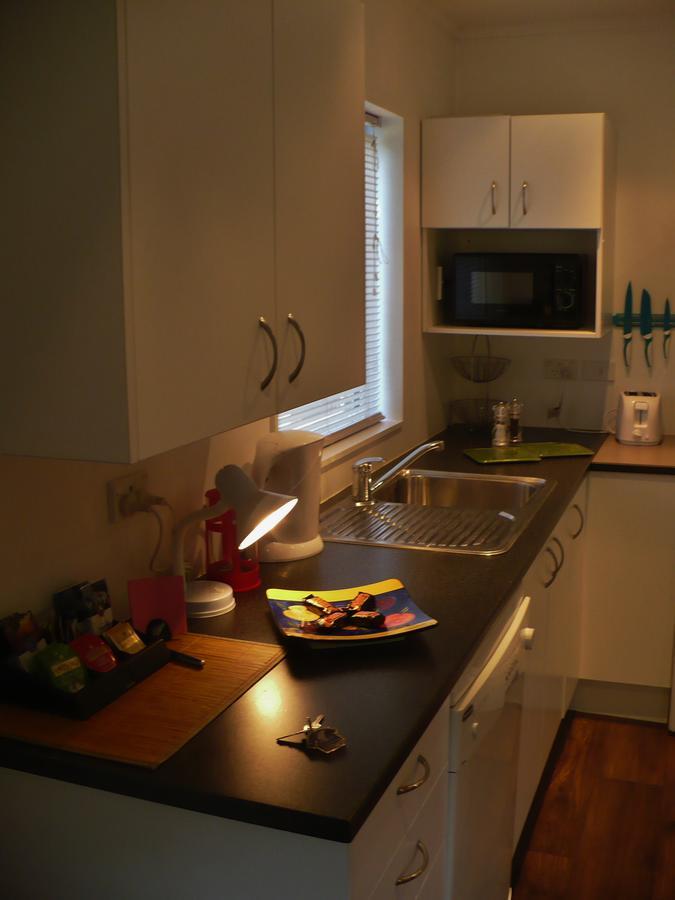 Nut Point Cottage West Melton エクステリア 写真